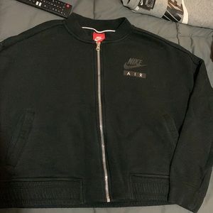 ✨Nike Crop With Zipper 😍